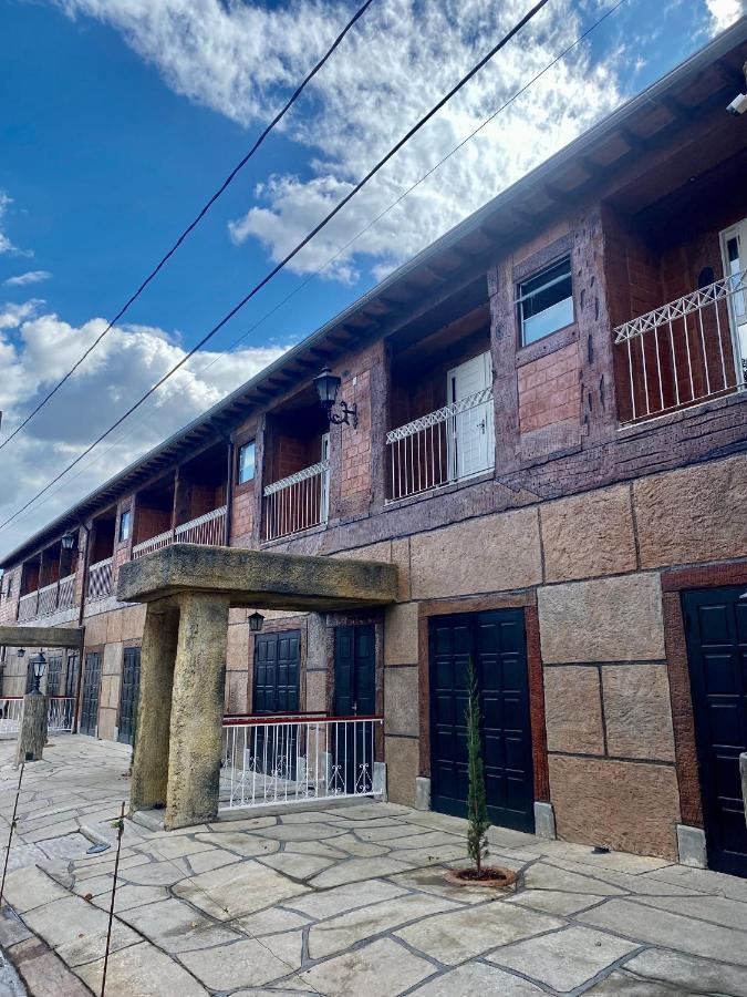 Apartamentos A 200M Do Centro - Hospedaria Villa Da Pedra Tiradentes Buitenkant foto