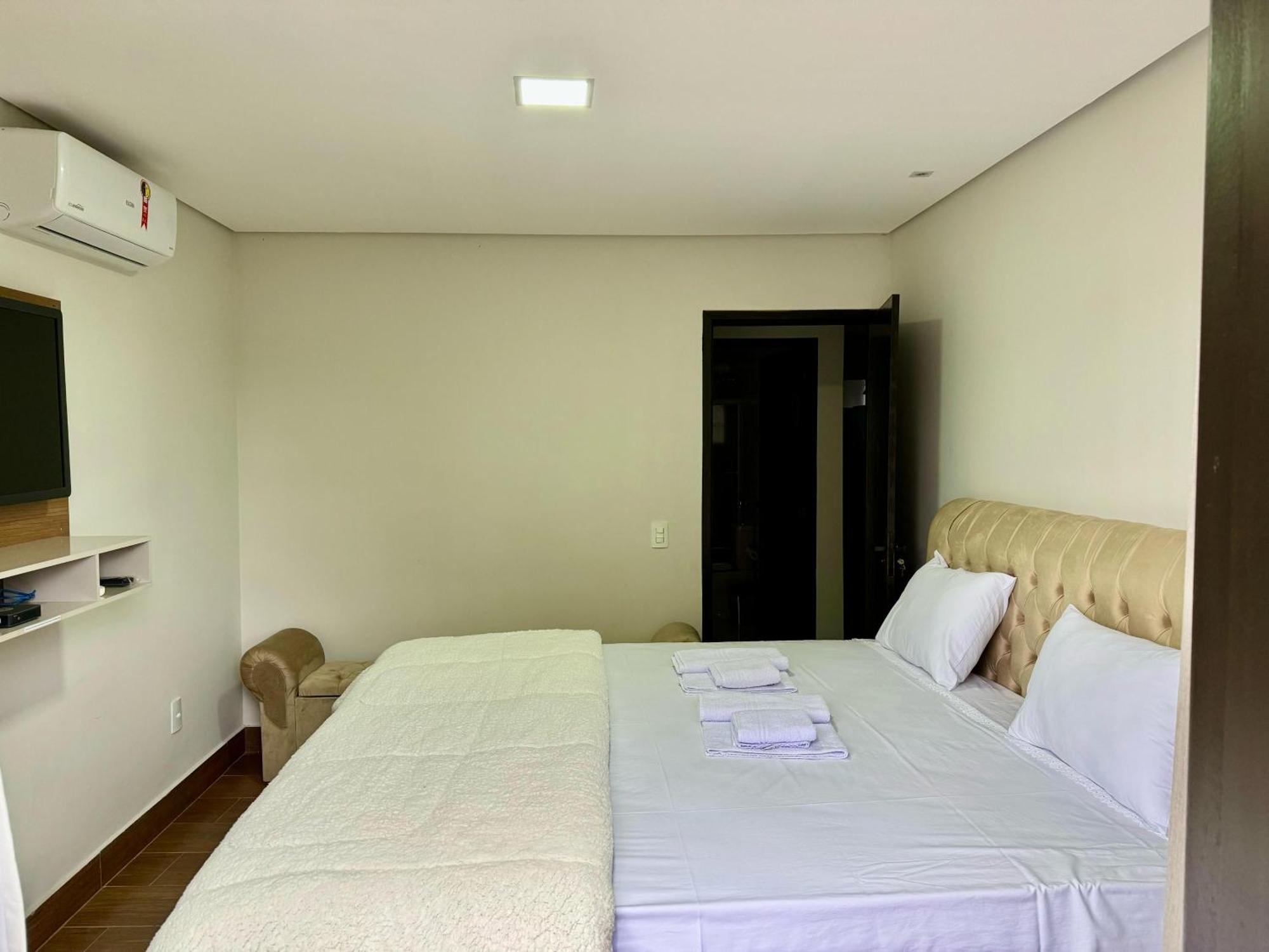 Apartamentos A 200M Do Centro - Hospedaria Villa Da Pedra Tiradentes Buitenkant foto